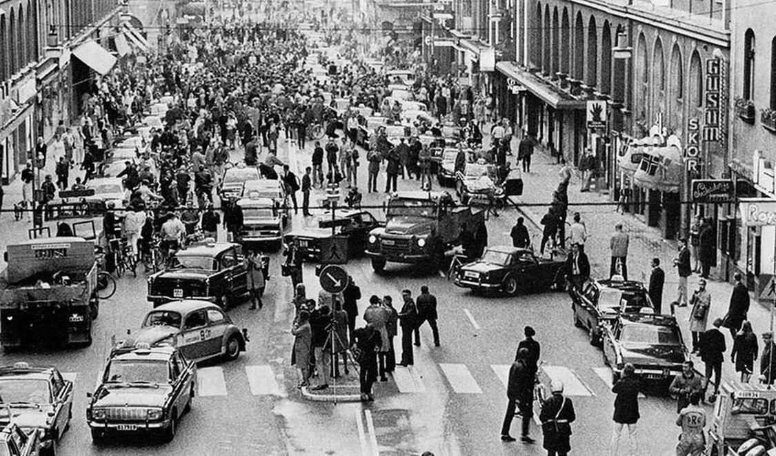 Το χάος που κυριάρχησε στην τυπική και ευδαίμονα Σουηδία, ανήμερα που θεσπίστηκε στη χώρα η κυκλοφορία οχημάτων δεξιά των οδών